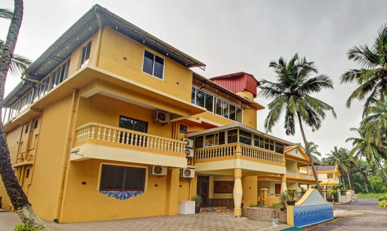 Treebo Majestic Palms, 2 Km From Colva Beach Benaulim Exterior foto